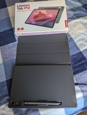 Lenovo Tablet P12